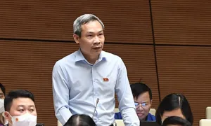 'Tập trung bỏ rào cản cho doanh nghiệp sẽ nhanh hơn sửa chính sách' 'Tập trung bỏ rào cản cho doanh nghiệp sẽ nhanh hơn sửa chính sách'