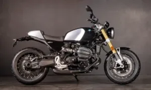 BMW R 12 nineT mới giá gần 700 triệu đồng