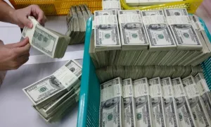 USD mất giá vì ông Trump đe dọa tính độc lập của Fed USD mất giá vì ông Trump đe dọa tính độc lập của Fed