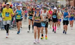 Quyết định chưa có tiền lệ của Boston Marathon