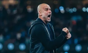 Guardiola chỉ ra bất thường của cầu thủ Man City Guardiola chỉ ra bất thường của cầu thủ Man City