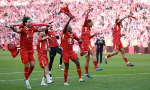 Neville: 'Liverpool đã qua mặt Man Utd' Neville: 'Liverpool đã qua mặt Man Utd'