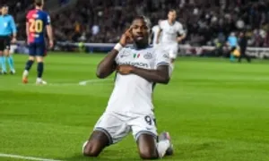 Tiền đạo Inter: 'Yamal hay thứ 3 thế giới' Tiền đạo Inter: 'Yamal hay thứ 3 thế giới'