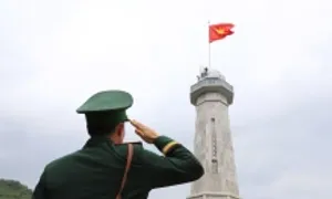 Khánh thành cột cờ gần biên giới Việt - Lào - Trung Khánh thành cột cờ gần biên giới Việt - Lào - Trung