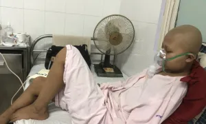 Nghị lực sống của cô bé ung thư xương Nghị lực sống của cô bé ung thư xương