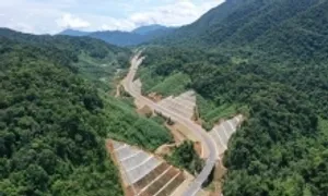 Khởi công mở rộng cao tốc xuyên vườn quốc gia Bạch Mã Khởi công mở rộng cao tốc xuyên vườn quốc gia Bạch Mã