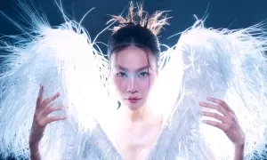 Thanh Thủy, Thanh Hằng mở màn Tuần thời trang Thanh Thủy, Thanh Hằng mở màn Tuần thời trang