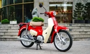 Honda Super Cub 110 Hello Kitty nhập Nhật đầu tiên về Việt Nam Honda Super Cub 110 Hello Kitty nhập Nhật đầu tiên về Việt Nam