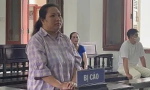 Lừa góp vốn đổi vé số trúng thưởng, chiếm đoạt hơn 63 tỷ đồng Lừa góp vốn đổi vé số trúng thưởng, chiếm đoạt hơn 63 tỷ đồng