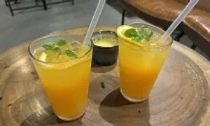 Một cốc nước cam chứa bao nhiêu đường? Một cốc nước cam chứa bao nhiêu đường?