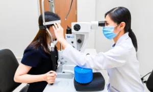Những người không nên mổ cận Những người không nên mổ cận