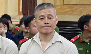 Chủ nhà hàng Hàn Quốc từng lĩnh 12 bản án tiếp tục hầu tòa Chủ nhà hàng Hàn Quốc từng lĩnh 12 bản án tiếp tục hầu tòa