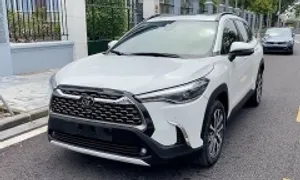 Toyota Corolla Cross 2023 giá 690 triệu nên mua?