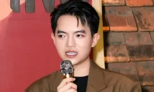 Nhà mốt gen Z lấy cảm hứng từ tranh Nguyễn Gia Trí Nhà mốt gen Z lấy cảm hứng từ tranh Nguyễn Gia Trí