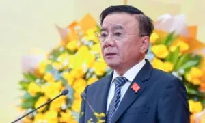 Bộ Chính trị yêu cầu hoàn thiện Đề án tiền lương