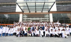 208 sinh viên Ấn Độ đến ĐH Đại Nam học chương trình bác sĩ