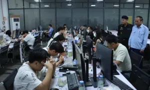 Hàn Quốc dùng 'hệ thống khẩn cấp' đối phó quảng cáo lừa đảo đến Campuchia Hàn Quốc dùng 'hệ thống khẩn cấp' đối phó quảng cáo lừa đảo đến Campuchia